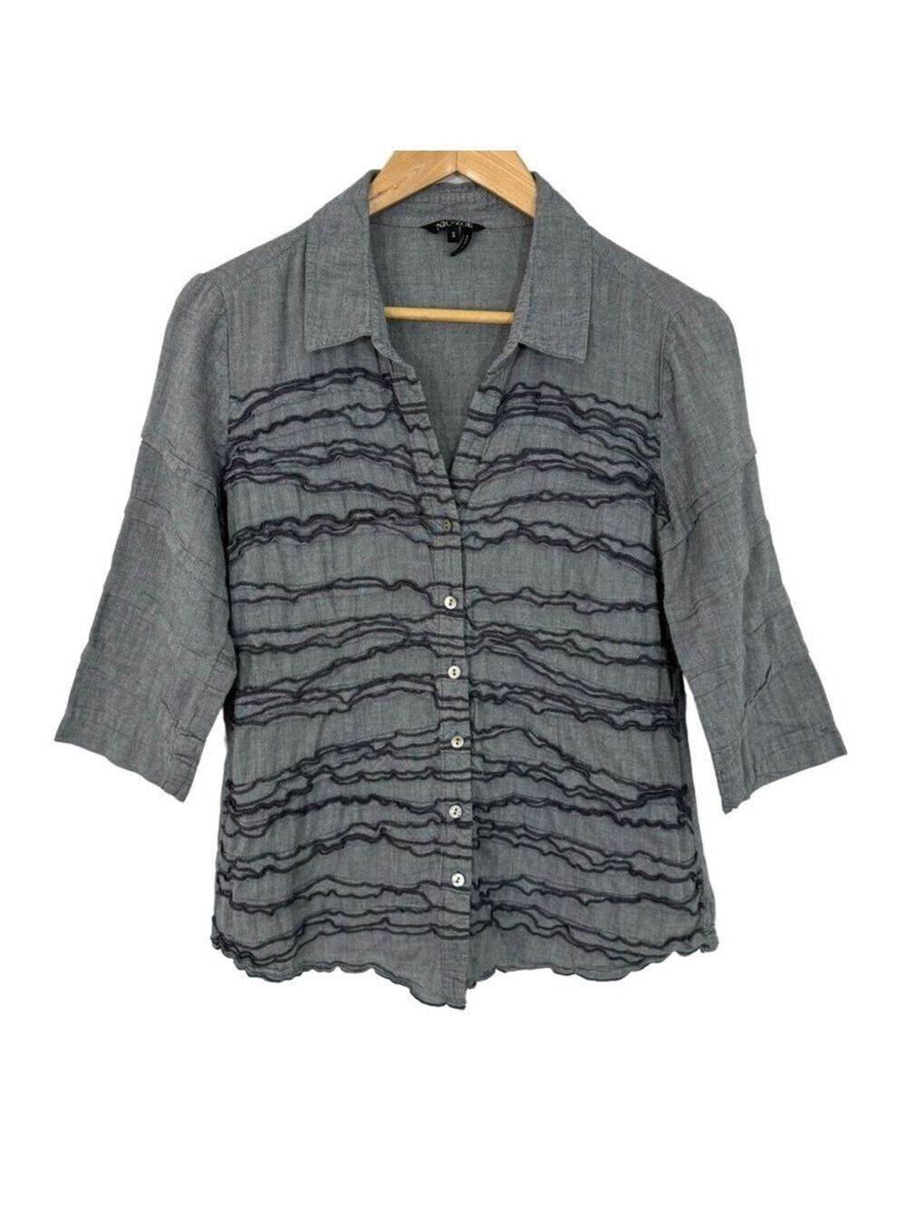 NIC+ZOE Button Up Shirt Womens S Blue Chambray Lightweight Blouse Top Fitted EUC